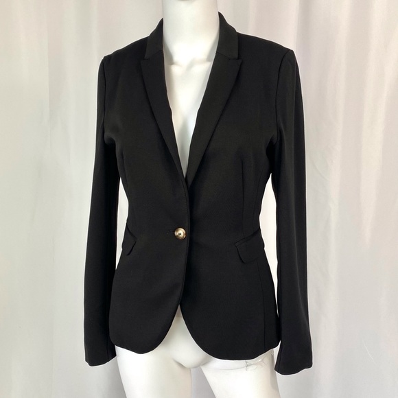 H&M Jackets & Blazers - H&M 1 BUTTON FITTED BLAZER